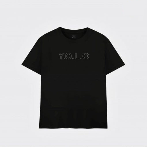ONLY FRIENDS / Y.O.L.O Tシャツ